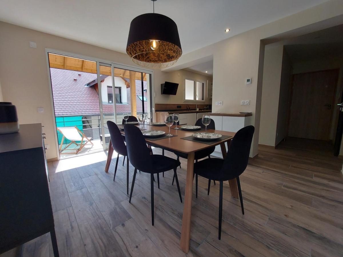 Charmant Et Spacieux Appartement A Quelques Pas Du Lac Duingt Kültér fotó