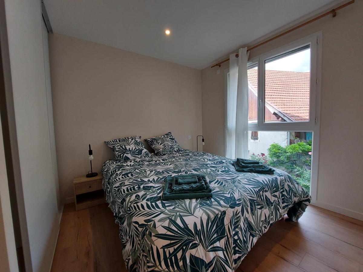Charmant Et Spacieux Appartement A Quelques Pas Du Lac Duingt Kültér fotó